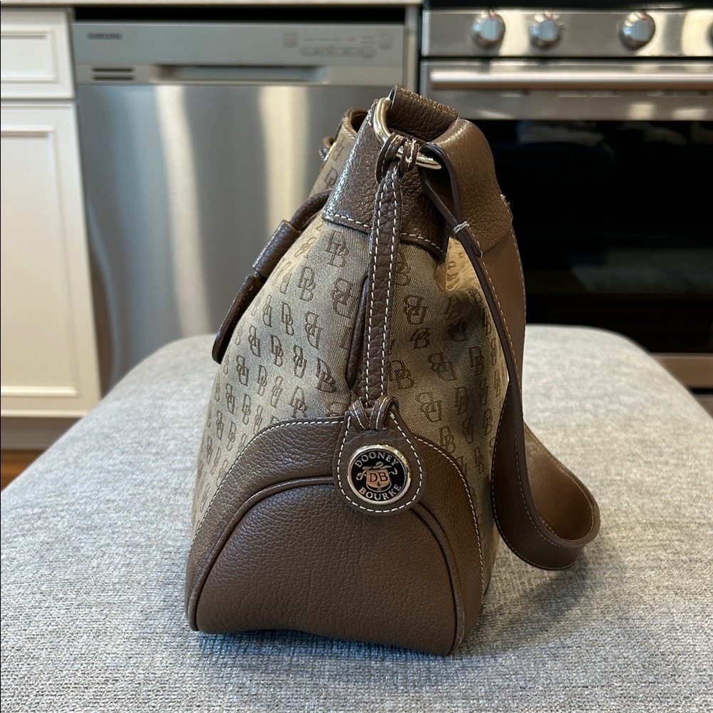 Dooney & Bourke Brown and Tan Shoulder Bag - Picture 4 of 8